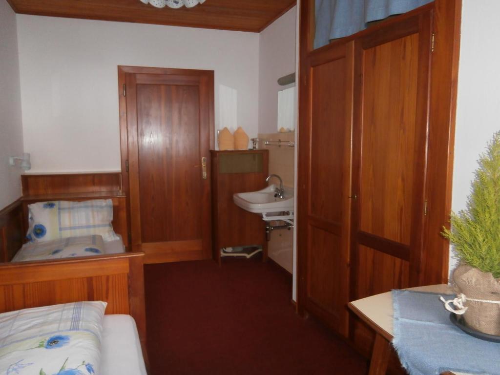 ホテルGasthof Untere Valentinalm Plöcken 部屋 写真