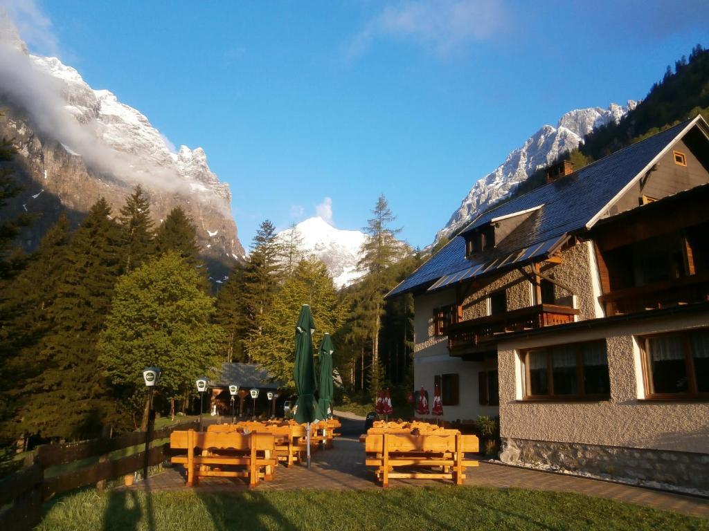 ホテルGasthof Untere Valentinalm Plöcken エクステリア 写真