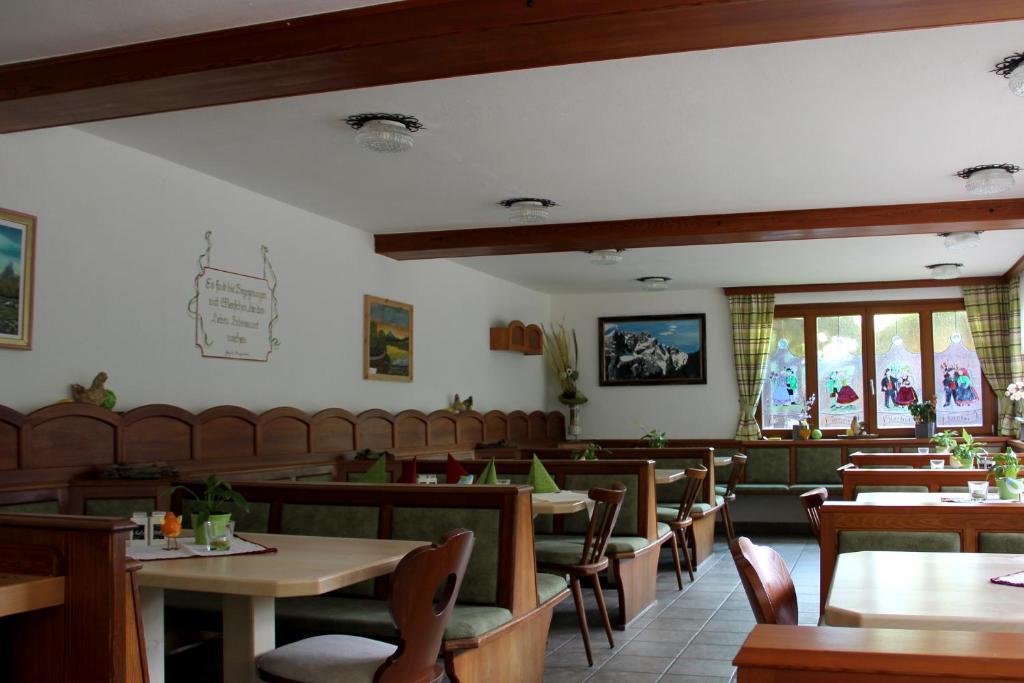 ホテルGasthof Untere Valentinalm Plöcken エクステリア 写真